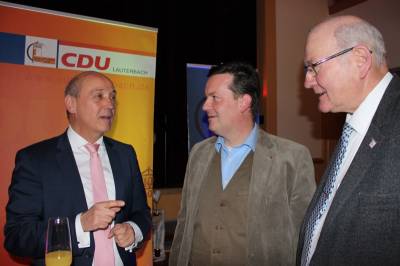 Gottfried Milde, Antrifttals Bürgermeister Dietmar Krist und Kurt Wiegel